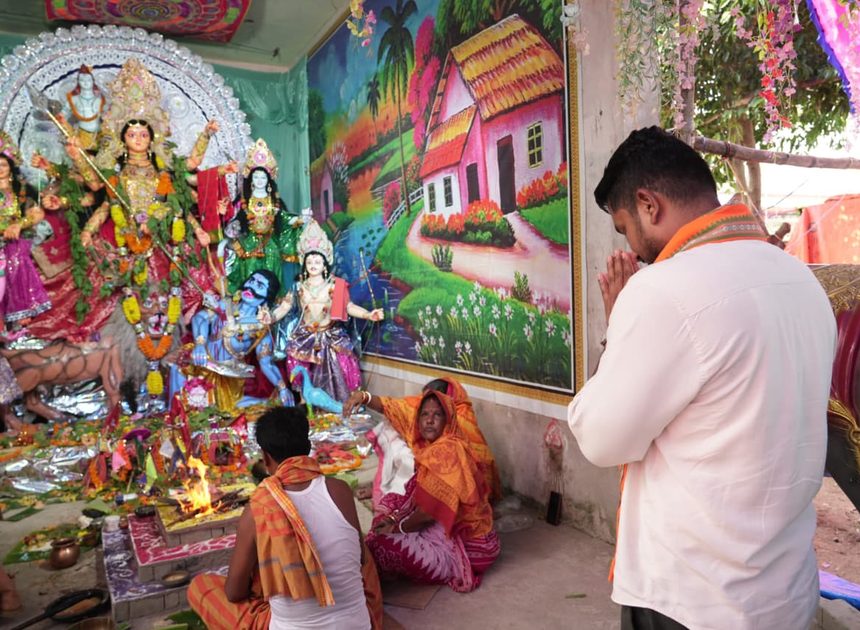 ପୂଜା ମଣ୍ଡପ ପରିଦର୍ଶନ କଲେ ମନ୍ତ୍ରୀ ସୂରଜ